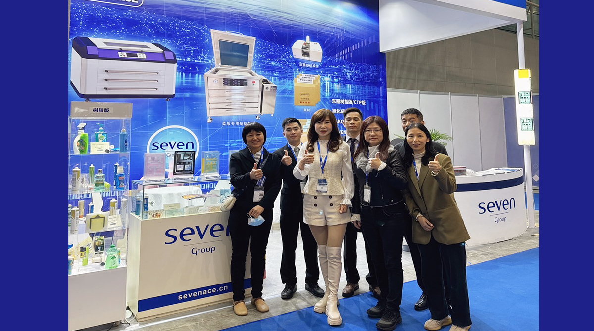 sevenGroup_photo-3